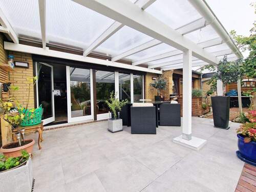 überdachte Terrasse - modernisierter Bungalow - ca. 240 m bis zur Nordsee in ruhige und guter Lage