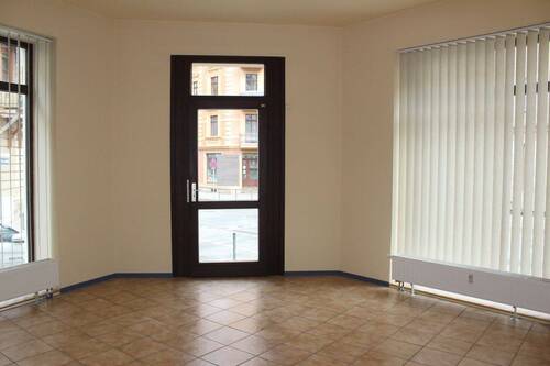 IMG_6400.JPG - Gewerberäume in verkehrsgünstiger Lage