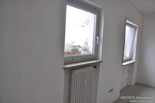 Erstes Zimmer - Büro mit 54,00 m&sup2; in Nürnberg zur Miete