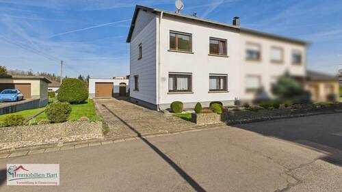 Straßenansicht - 15 MIN. VON L-REMICHSCHENGEN: WOHNHAUS IN TOP LAGE