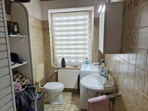 Haus 1 OG Bad - 
