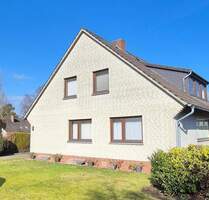 Zweifamilienhaus mit Doppelgarage und Keller im ruhigen Wohngebiet in Sottrum zu verkaufen