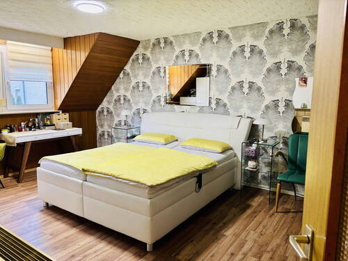 Bild 3 - 3 Zimmer Etagenwohnung in Stuttgart