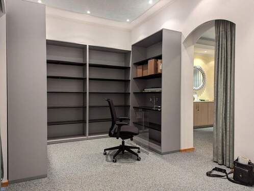 abgetrennte Lager / Bürofläche - Gewerbeobjekt (Büro, Produktion, Verkauf) zum Kaufen in Germering-Unterpfaffenhofen
