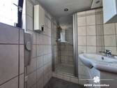Vorderhaus_OG_Bad - 