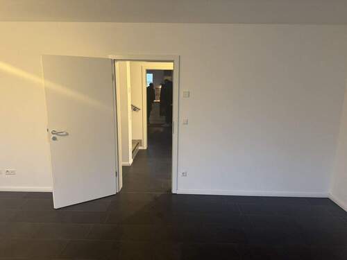 Wohnzimmer - 4 Zimmer Doppelhaushälfte in Seevetal