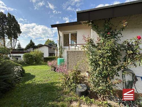 Teilansicht Garten - Einfamilienhaus mit 268,00 m² in Baden-Baden zum Kaufen