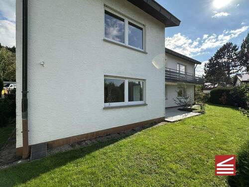 seitliche Gartenansicht - 
