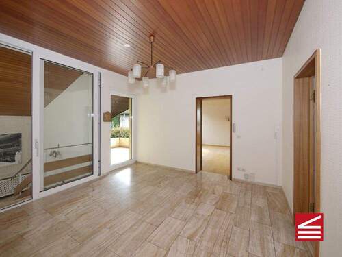 Vorraum - Blick Richtung Wohn-Esszimmer - 