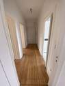 Flur Blick 1 - 