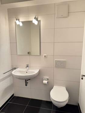 Gäste WC mit WM Anschluss - 