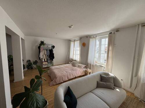 Wohnen - Etagenwohnung mit 94,00 m&sup2; in Detmold zur Miete