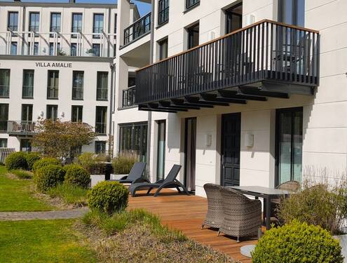 Terrasse und Balkon – gesonderter Eingang - 3 Zimmer Etagenwohnung in Binz