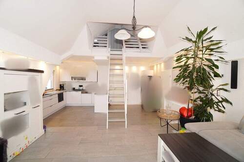 Wohnbereich - Etagenwohnung mit 107,20 m&sup2; in Bielefeld / Quelle zum Kaufen