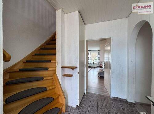 Aufgang ins Obergeschoss - 