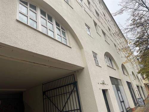 03 - 2 Zimmer Etagenwohnung in Berlin