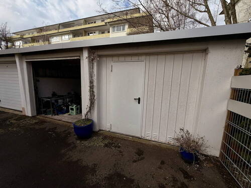 Garage und Garage/Hobbyraum - 