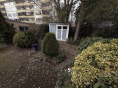 Garten mit Gartenhütte - 