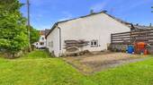 Stellplatz hinterm Haus - 