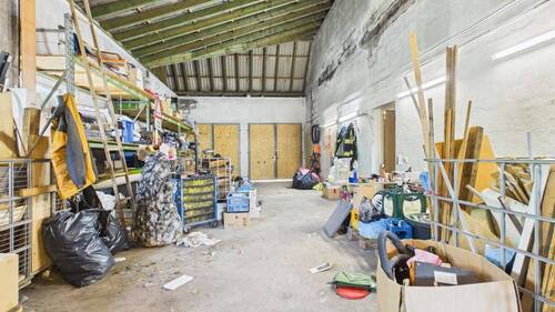 große Garage - 