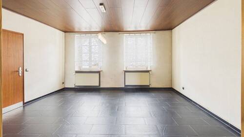 Wohnzimmer - 8 Zimmer Reihenendhaus zum Kaufen in Palzem