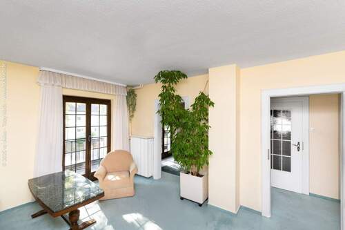 Kinderzimmer 1 und Balkonzugang OG - 