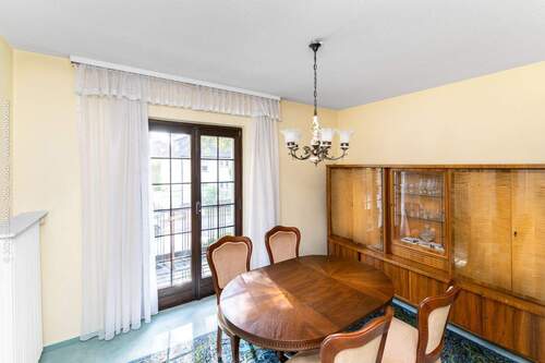 Kinderzimmer 2 mit Balkonzugang OG - 