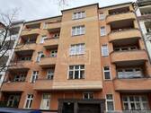 Objektansicht - Mehrfamilienhaus, Wohnhaus zum Kaufen in Berlin