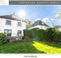 Attraktives Ein-Zweifamilienhaus mit ausgebautem Dachgeschoss, Garten und Garage in Neu-Isenburg