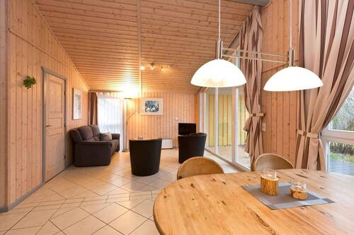 Wohnbereich - 3 Zimmer Etagenwohnung zum Kaufen in Rechlin