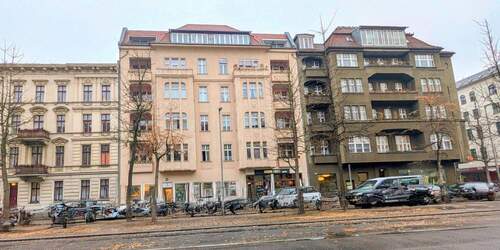 Straßenansicht - 3 Zimmer Etagenwohnung zum Kaufen in Berlin
