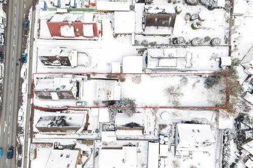 Grundstück mit Ausbaureserve - 9 Zimmer Mehrfamilienhaus, Wohnhaus zum Kaufen in Lübeck
