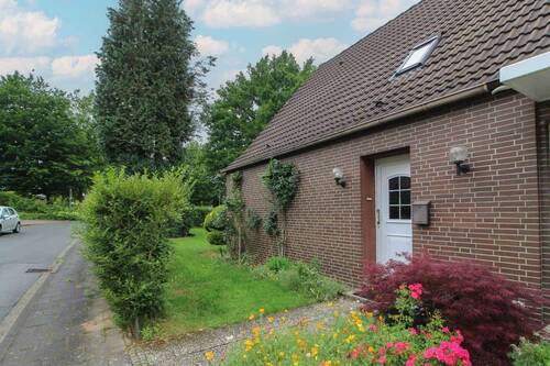 Außenansicht Eingang - Ihr neues Zuhause: Charmante Doppelhaushälfte in attraktiver Lage von Osnabrück