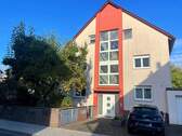 Front - 3-Familienhaus energetisch saniert nach KfW-Standard, vielseitig nutzbar & PROVISIONSFREI !!!