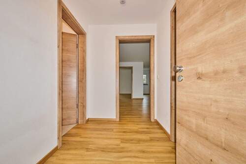 WHG 1 Straubing Flur - 2 Zimmer Etagenwohnung in Straubing