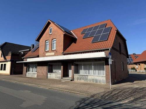 Ansicht v SO - 7 Zimmer Einfamilienhaus in Steyerberg