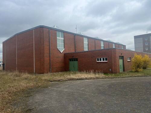 IMG_0690 - Halle in Stavenhagen OT Basepohl