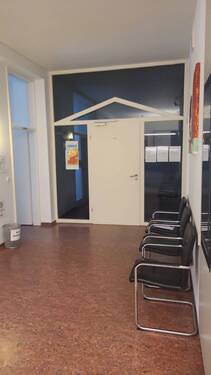 Eingangsbereich - 6 Zimmer Büro in Pforzheim