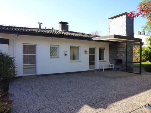 Rückansicht - Einfamilienhaus mit 161,00 m² in Korbach zum Kaufen