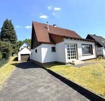 KL-OstNähe PRE-Park -Freistehendes Einfamilienhaus mit Garage und sehr schönem Eigentumsgrundstück - Kaiserslautern