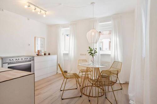 Bild 3 - 8 Zimmer Einfamilienhaus in Mainz