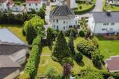 Gartenansicht - 6 Zimmer Mehrfamilienhaus, Wohnhaus zum Kaufen in Lage