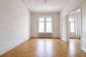 Wohnbereich - 4 Zimmer Etagenwohnung in Frankfurt am Main