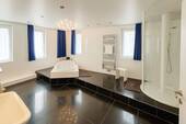 Badezimmer - Einfamilienhaus mit 295,00 m² in Willich zur Miete