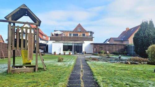 So viel Platz - Mehrfamilienhaus, Wohnhaus mit 274,00 m&sup2; in Hagenburg zum Kaufen