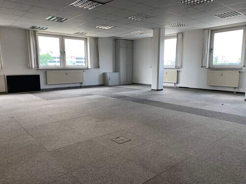 Bürofläche 2 exemplarisch.jpg - Halle in Langenzenn