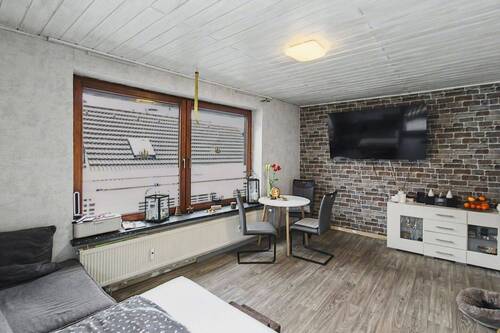 Wohnzimmer OG - 6 Zimmer Mehrfamilienhaus, Wohnhaus in Lich