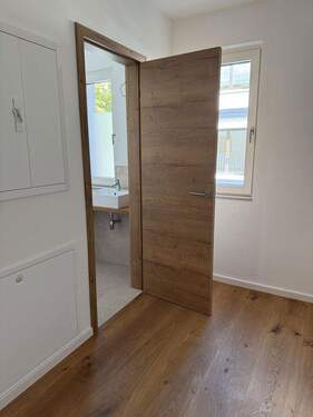 Flur und Gäste WC - 