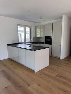 EBK mit Miele-Geräten - 