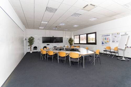 Besprechungsraum - Büro mit 1,89 m&sup2; in Hagen zur Miete
